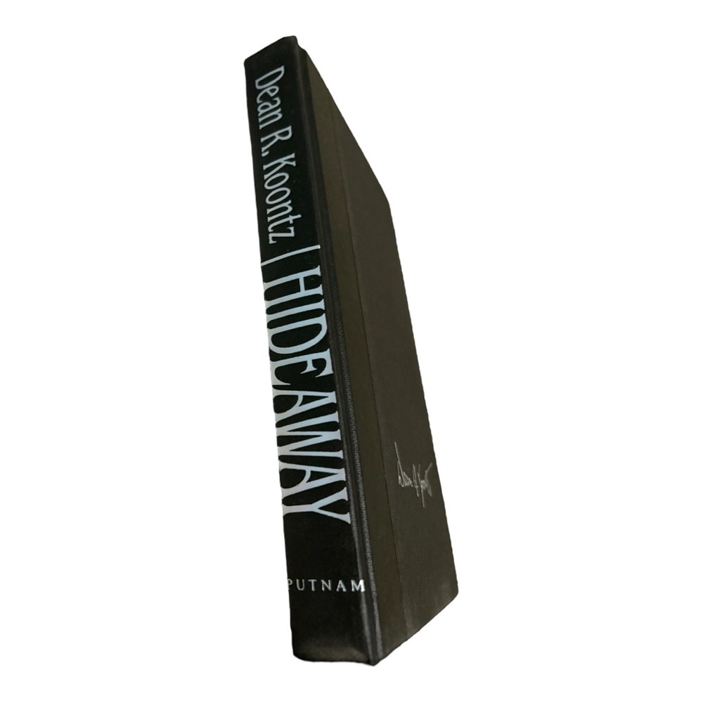 Dean R. Koontz 'Hideaway' Hardcover Book - Picture 4 of 7